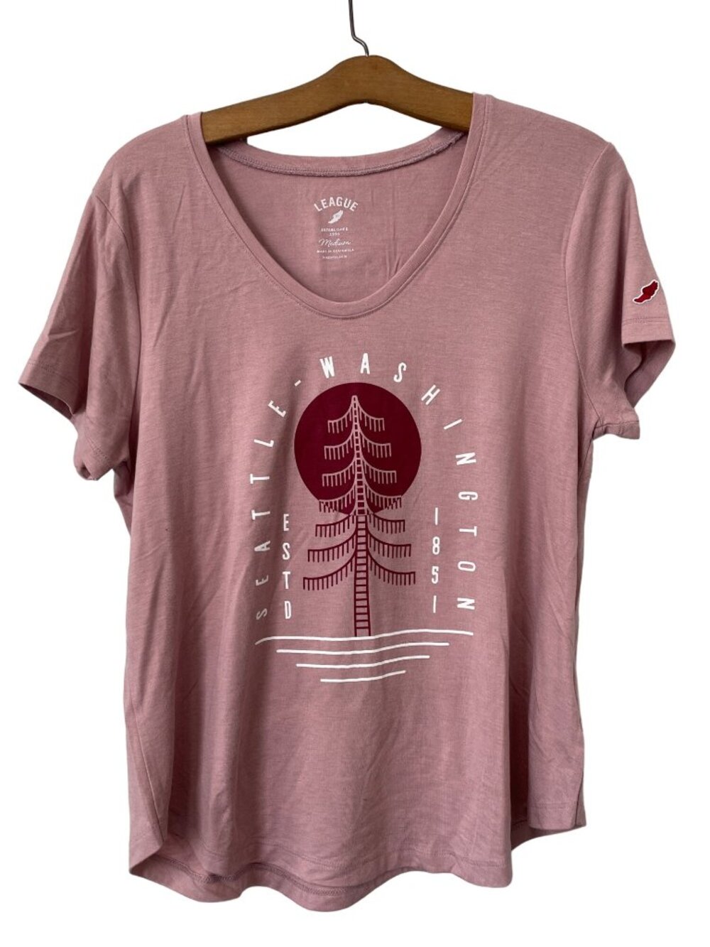 League 91 Graphic T Shirt Medium Seattle Washington Heather Dusty Rose Pink NEW